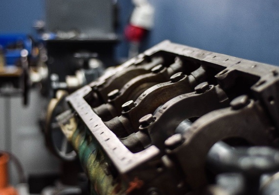 Trnovanje bloka motora